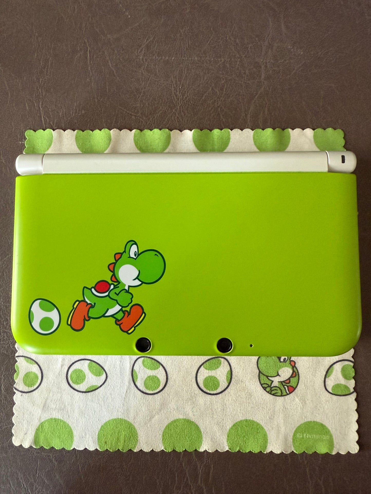 Nintendo 3DS XL Yoshi Special Edition Console US Model EXCELLENT CONDITION MINT