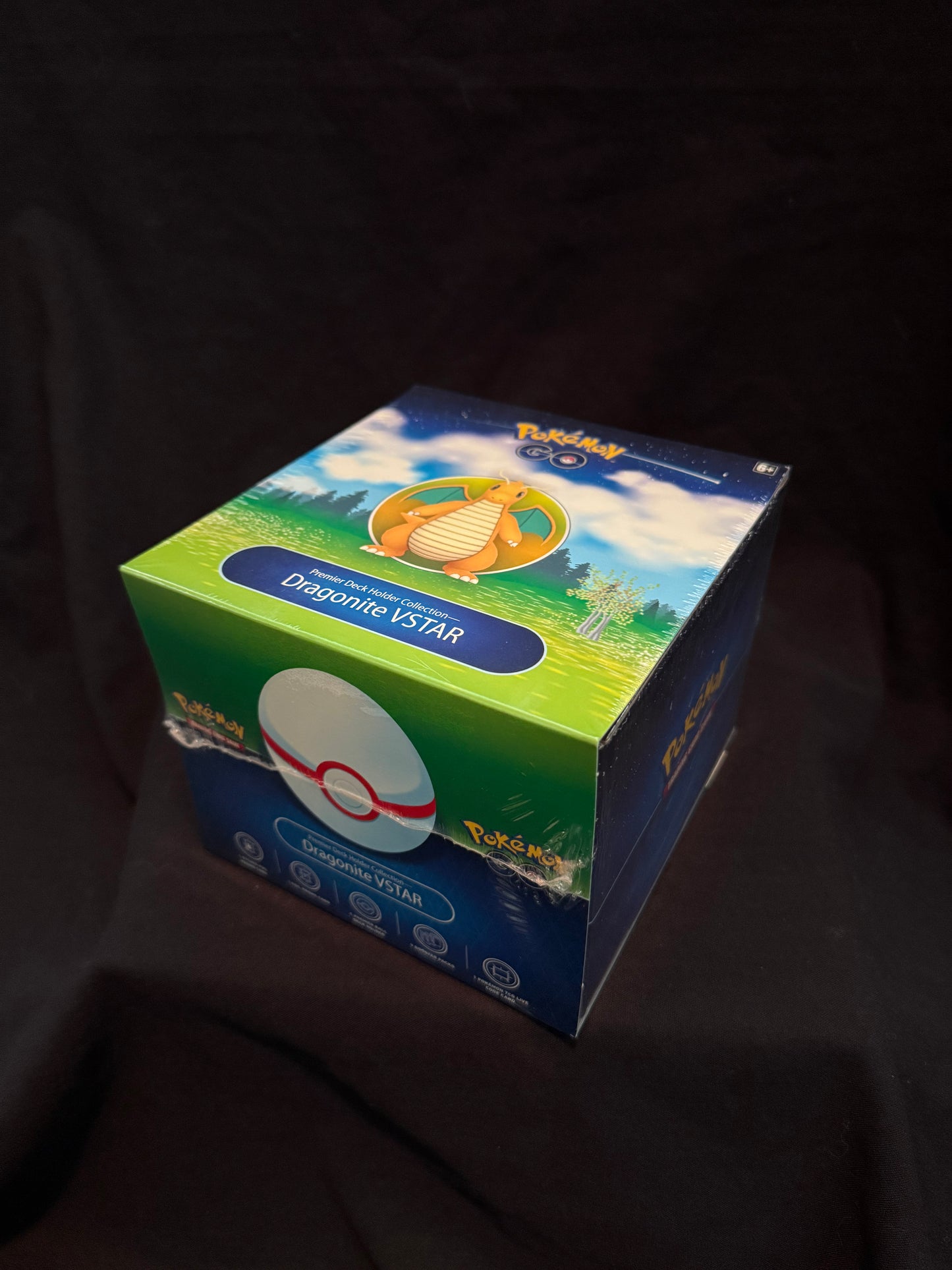 Dragonite VSTAR Premier Deck Holder Collection